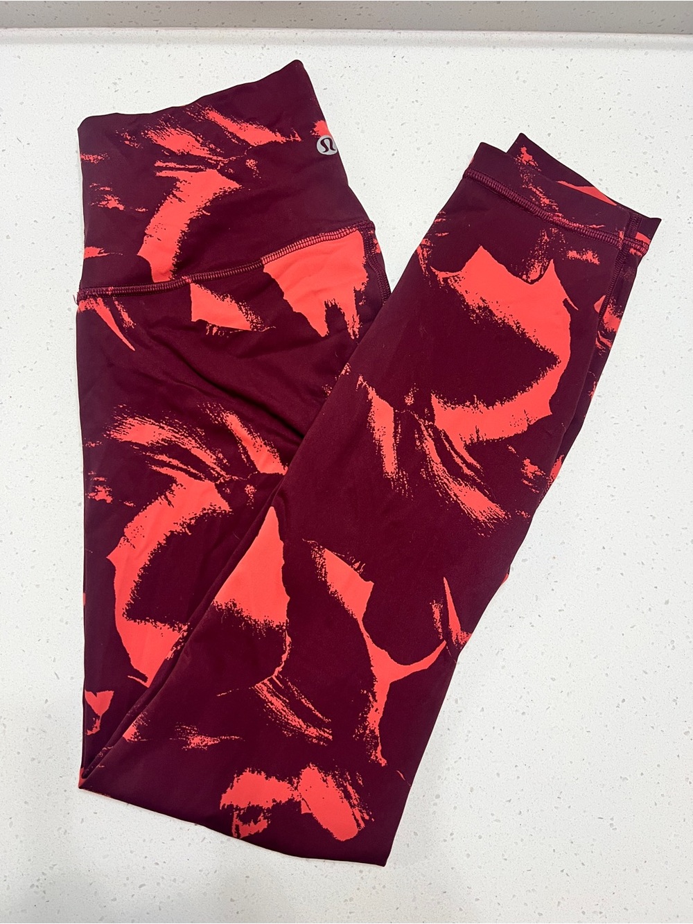 Lululemon High-Rise Wunder Under Leggings size 6